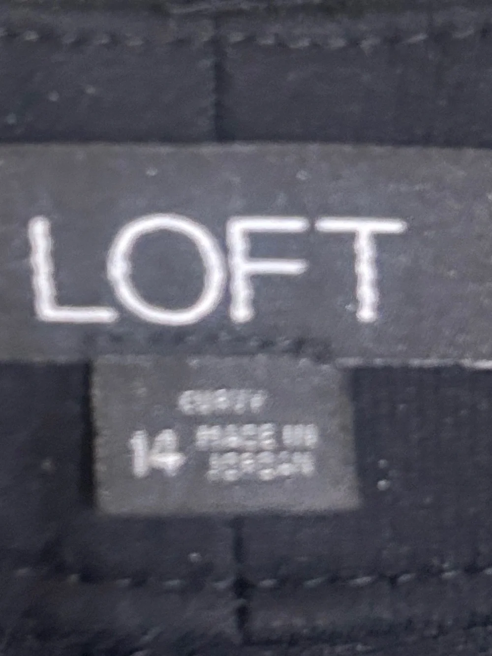 LOFT Black “The Skinny” Ponte knit Ankle Pants size 14